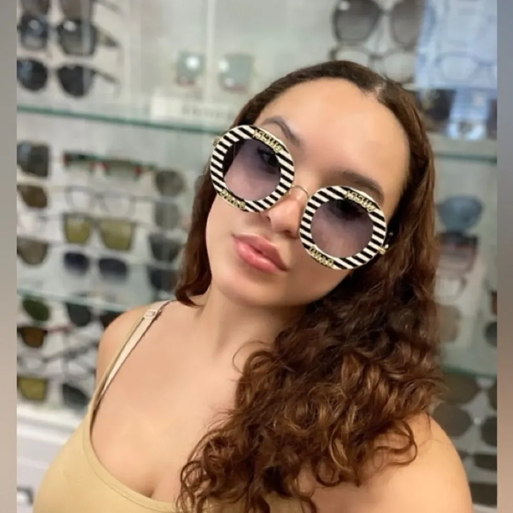 Gucci GG0113S 008 Sunglasses Women's Black+White Striped-Gold/Blue Gradient Lens - Picture 7 of 7